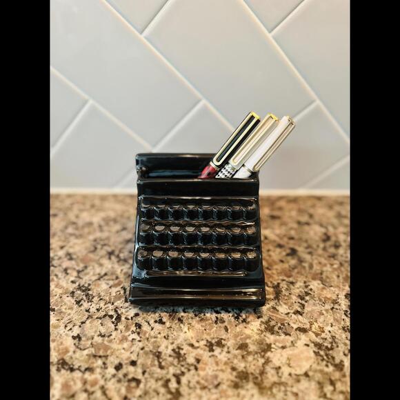 Type Writer Desk Accessory Vase Pen Holder - Picture 1 of 6